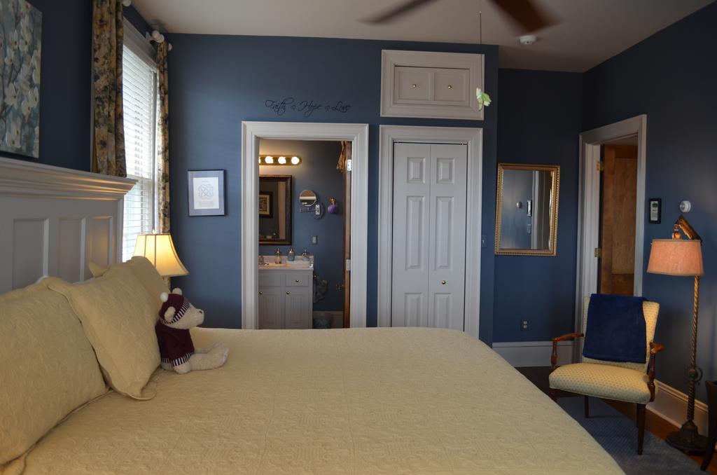 The Collins House Inn Marion Bagian luar foto