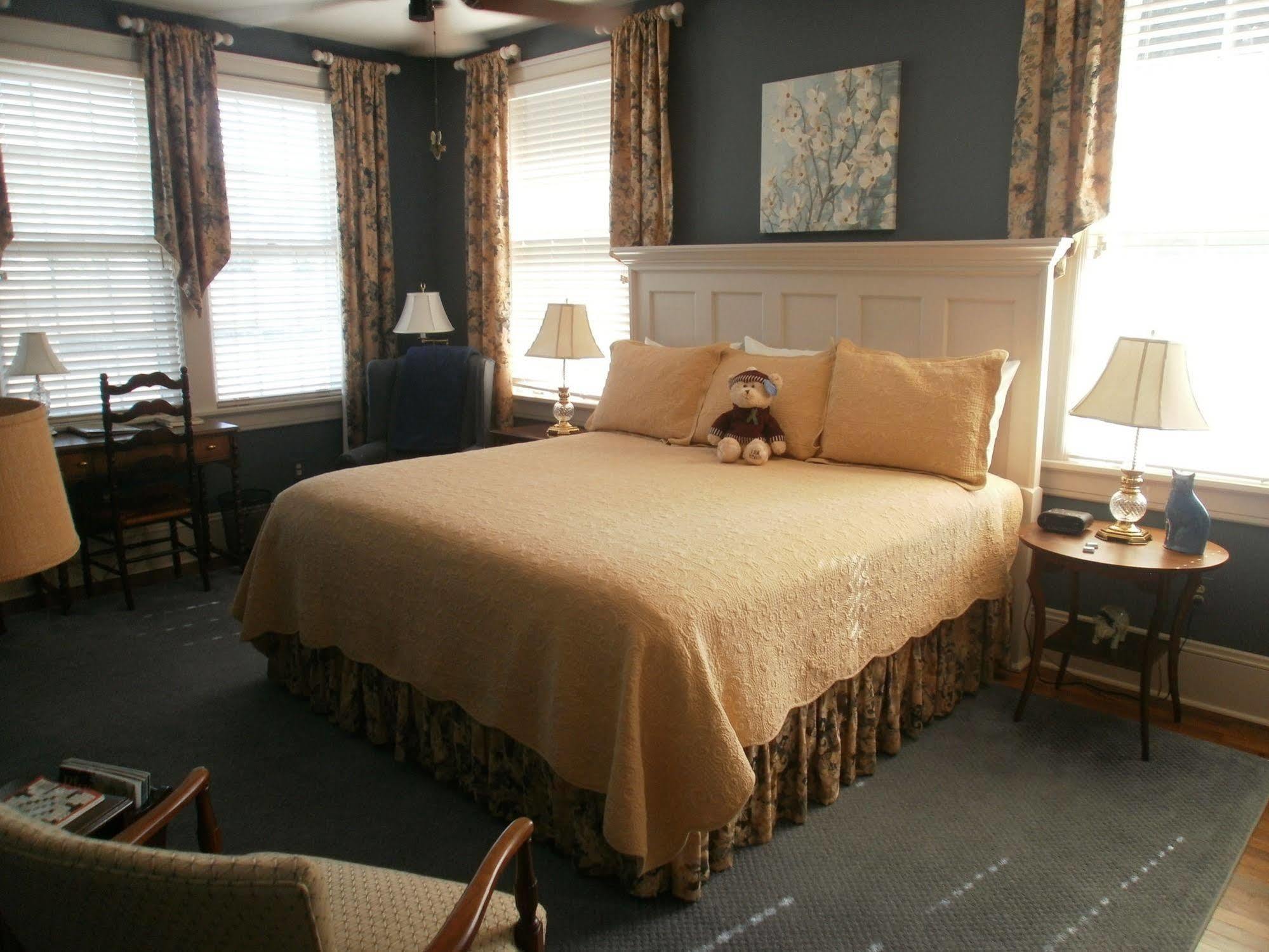 The Collins House Inn Marion Bagian luar foto