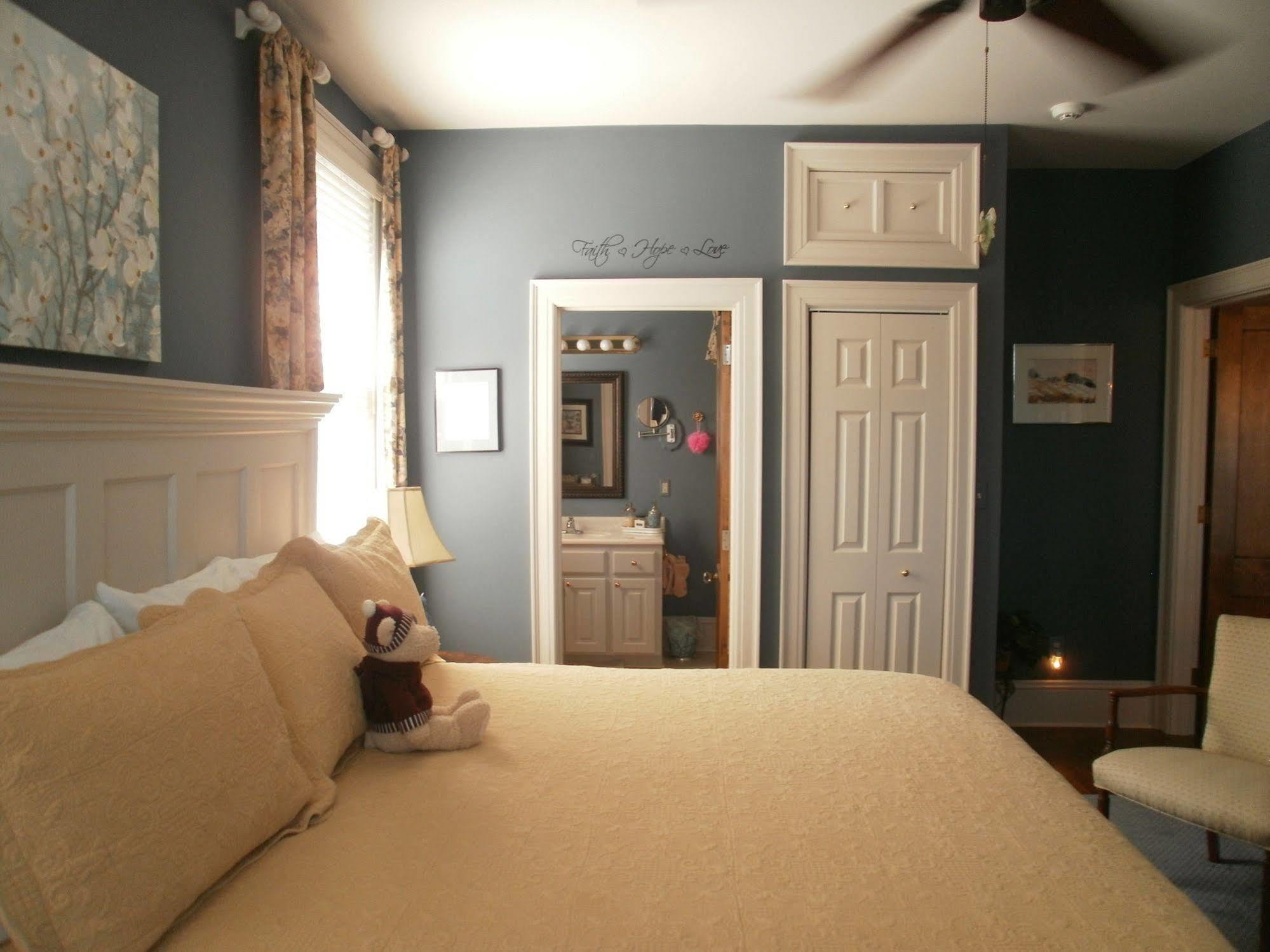 The Collins House Inn Marion Bagian luar foto