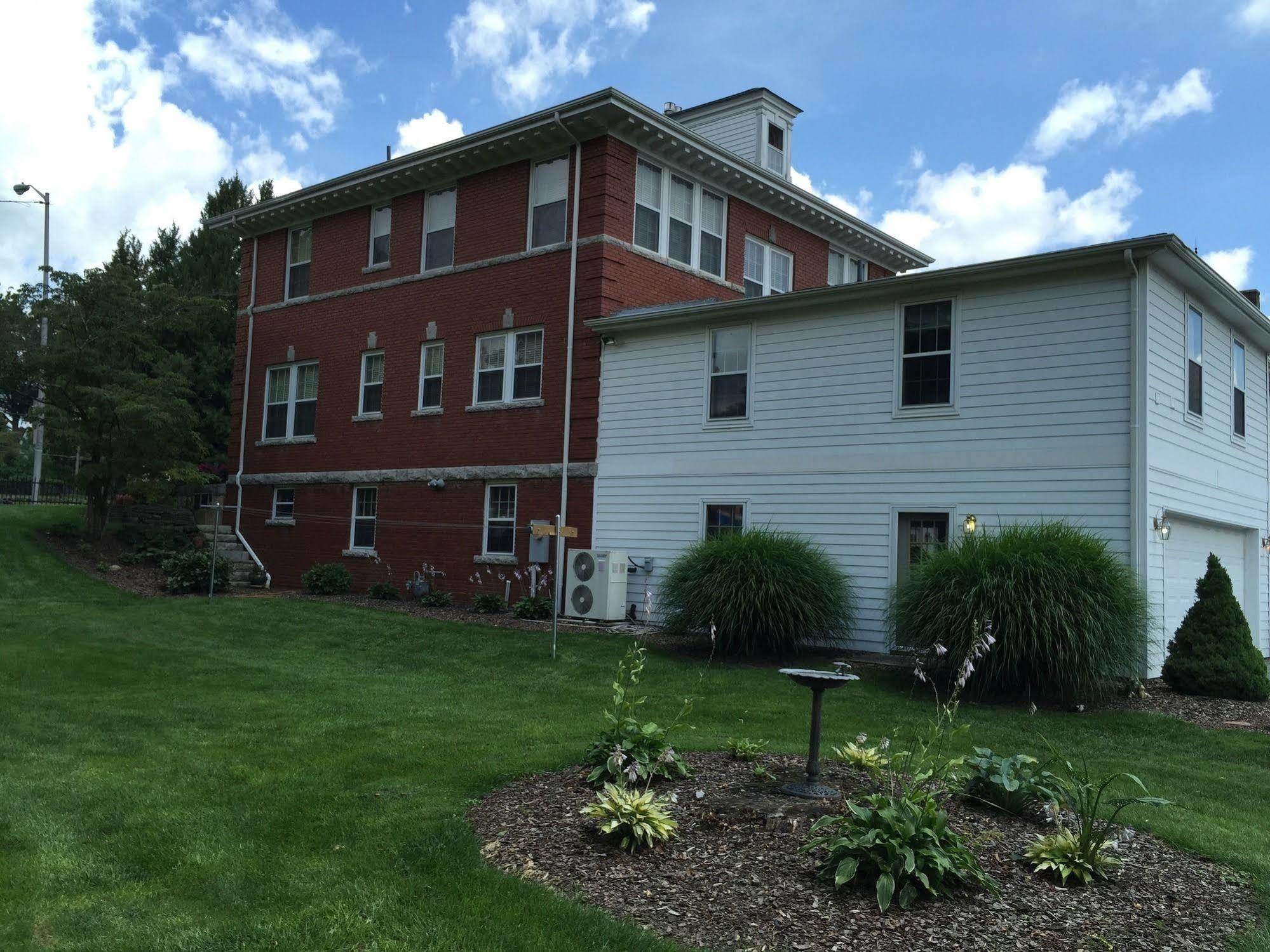 The Collins House Inn Marion Bagian luar foto
